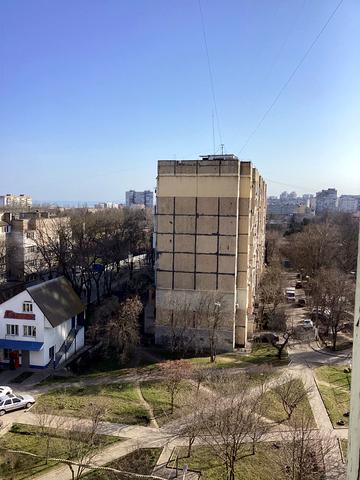 Данченка вул., 1