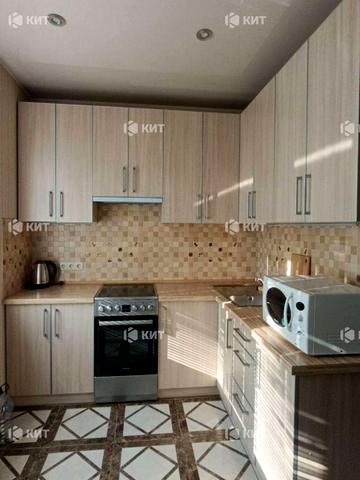 Академіка Павлова вул., 307