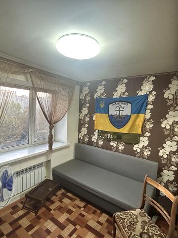 Захисників України вул. (1-го Травня), 8