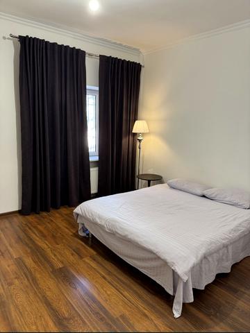 Штурвальна вул., 17