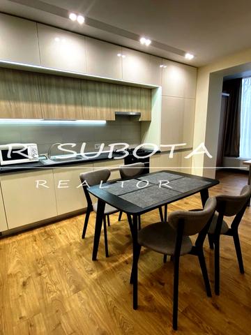 Левка Лукяненка вул. (Василя Жуковського), 16, 18, 20, 24