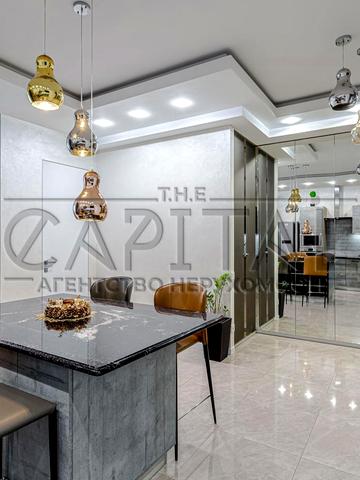 Авіаконструктора Антонова вул., 2-Б