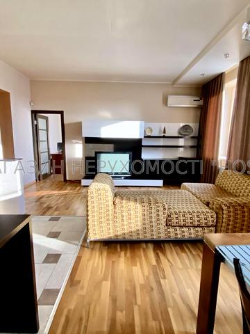 Лопатинський пров., 2