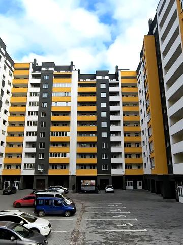 Степана Бандери вул., 30-А