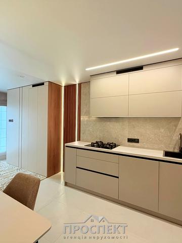 Байди Вишневецького вул., (Будинок 3)