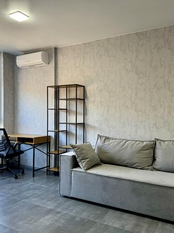 Квітки Цісик вул. (Гамарника), 32