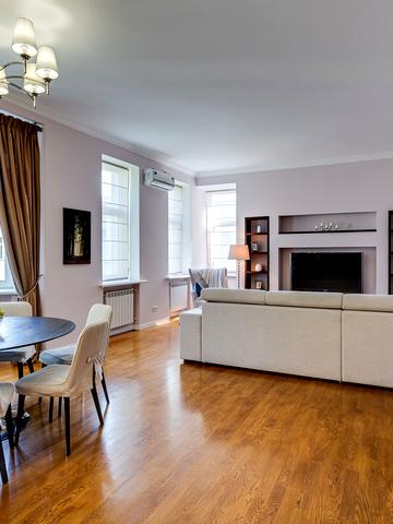 Липська вул., 12/5