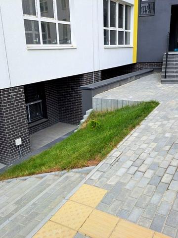 Залізнична вул., 7П