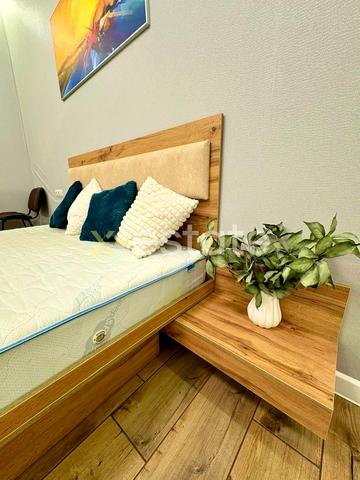 Академіка Павлова вул., 283