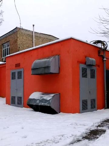 Радистів вул., 64