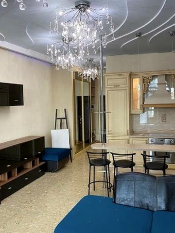 Аркадійське плато вул. (Гагаринське плато), 5/3