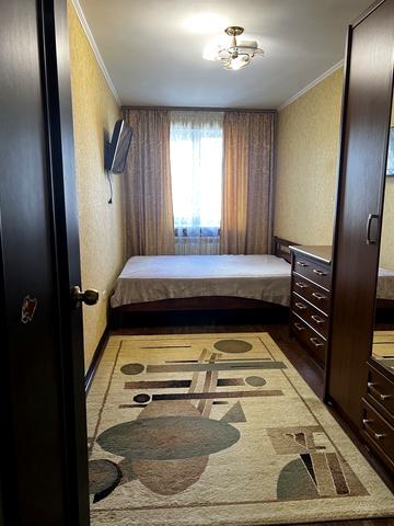 Євгена Танцюри вул., 11/2