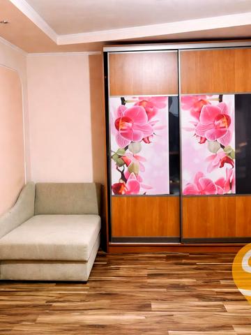 Дністерська вул., 2