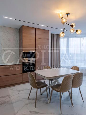 Ужгородський пров., 4/1