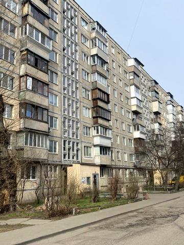 Жмеринська вул., 16