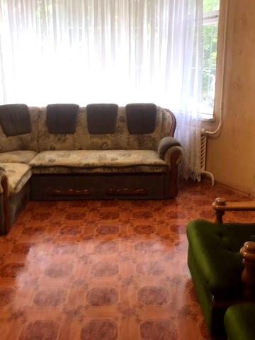 Свято-Миколаївська вул. (Леніна), 31