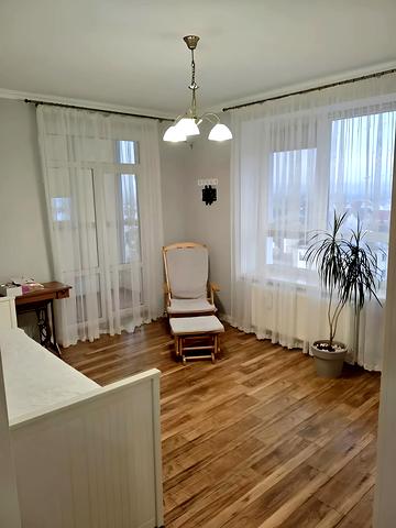 Слобідська вул., 9