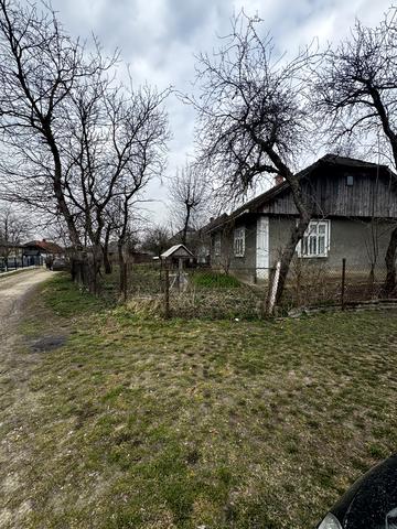 Хмельницького, 60