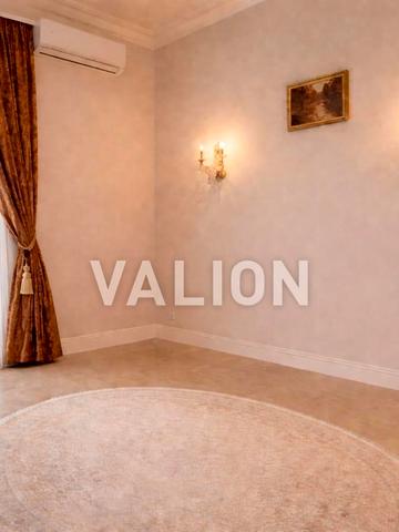 Лесі Українки бульв., 7-В