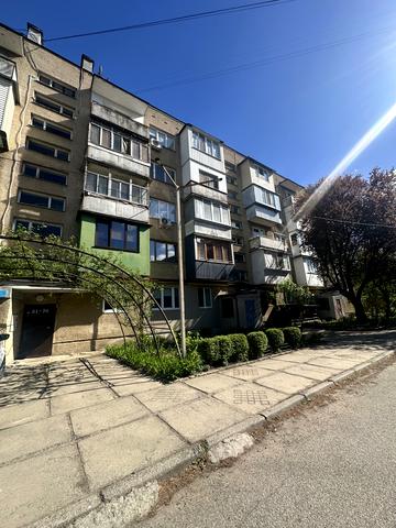 Михайла Грушевського вул., 35