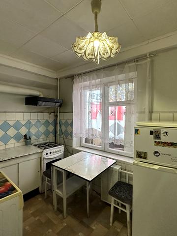 Ореста Левицького вул. (Академіка Курчатова), 9/21