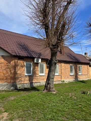 Гостинна вул., 9