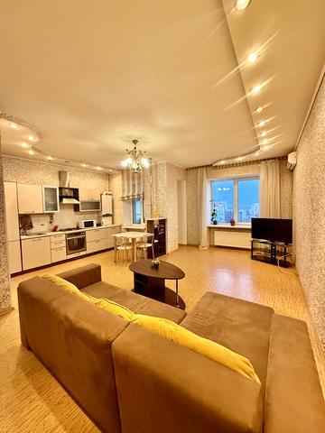 Херсонська вул., 9-А