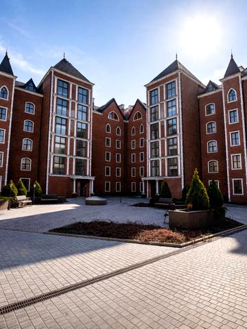 Пляжна вул., 6