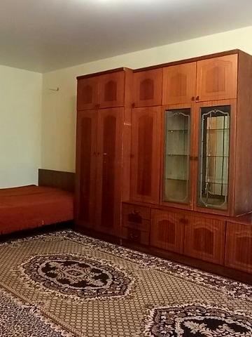 Семафорна вул., 50