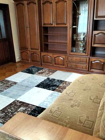 Академіка Філатова вул., 1/22