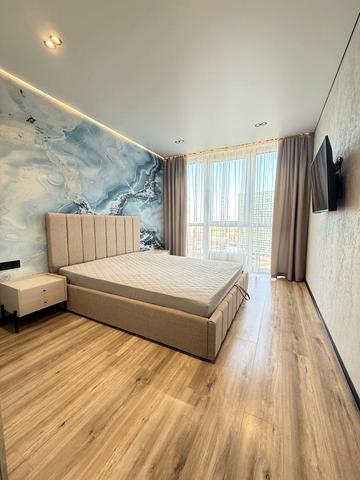 Віктора Некрасова вул. (Північно-Сирецька), 6