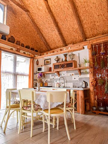 Академіка Дністрянського вул., 23