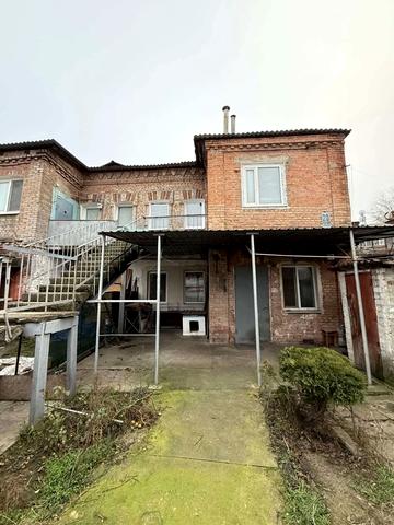 Майдан Озерний вул. (Боброва), 20