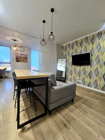 Соборності просп. (Воззєднання), 17 к2