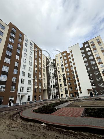 Анатолія Луценка вул., 6