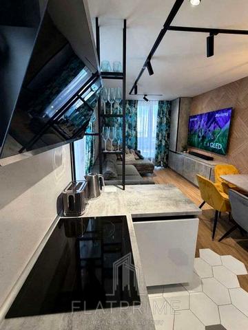 Дніпровська набережна вул., 16-Д