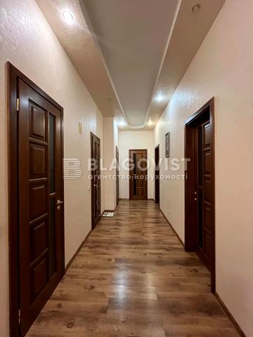 Євгена Коновальця вул. (Щорса), 32-Г