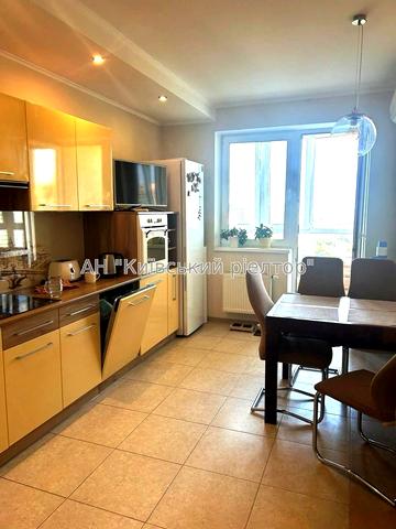 Алішера Навої просп., 69