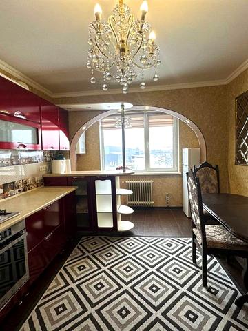 Садова вул., 22-Б