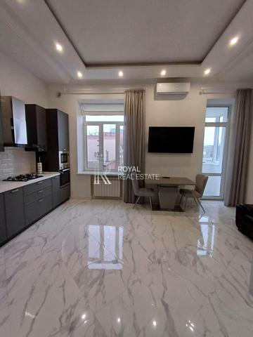 Саксаганського вул., 61