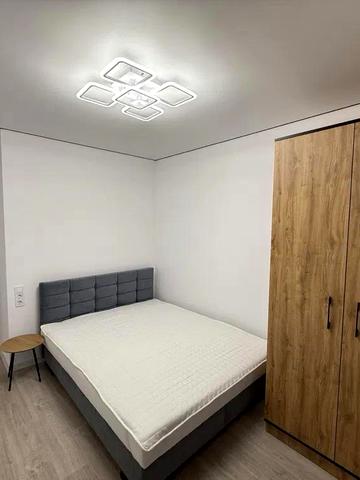 Івана Пулюя вул., 40/13