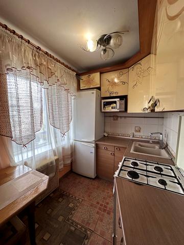 Зодчих вул., 62