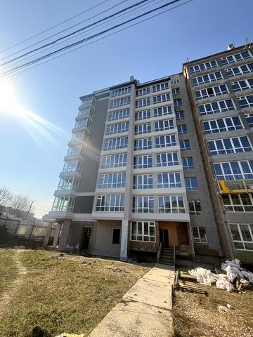 Степана Бандери вул., (Будинок)