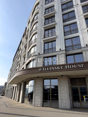 Набережно-Хрещатицька вул., 21