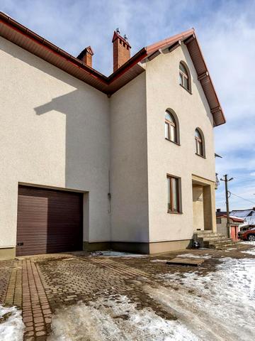 Геофізиків вул., 2