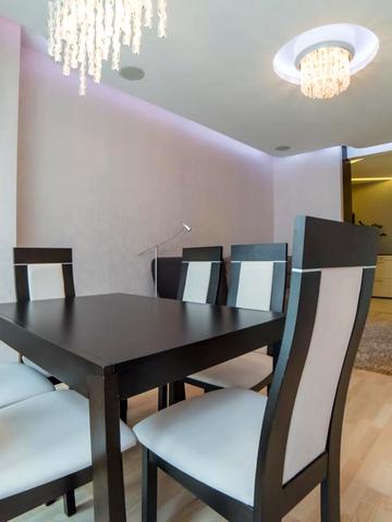 Андрія Верхогляда вул. (Михайла Драгомирова), 3