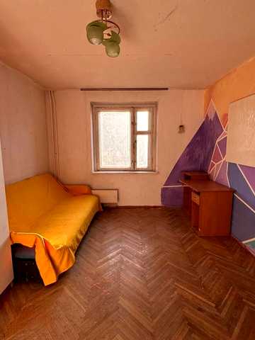 Червоної Калини просп. (Володимира Маяковського), 72