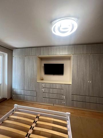 Тарасівська вул., 10-В