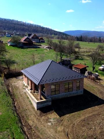 Центральна