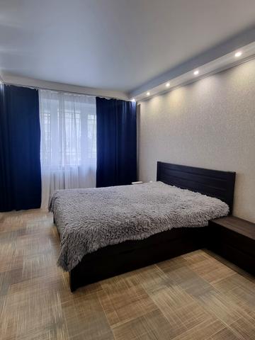 Слобожанський просп. (Газети "Правда"), 10/2